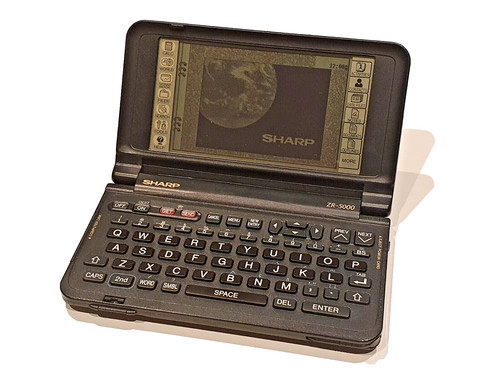 Sharp zaurus pda - zaurus, personal