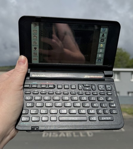 Sharp zaurus 5000 - zaurus, pda